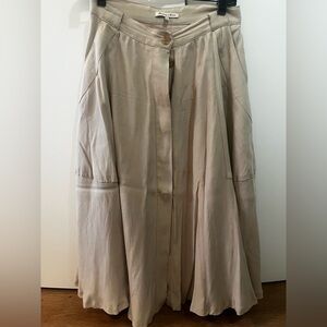 Off-white midi skirt